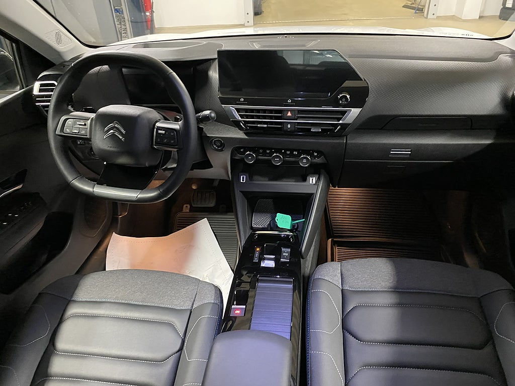 Bild på Citroën C4 X SHINE 1.2 PureTech 130hk AUT Back/Nav