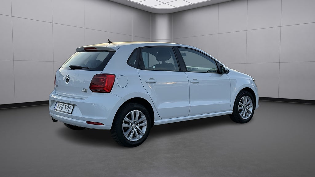 Volkswagen Polo 5-dörrar 1.2 TSI BMT Base 1 Ägare - miniatyr 5