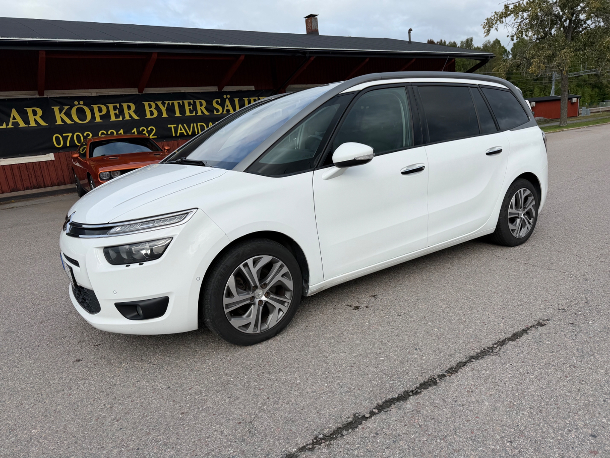 Citroen Grand C4 Picasso 2016, bild 2/10