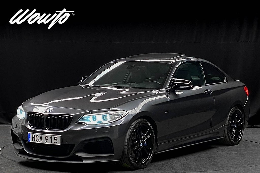 BMW M235I i xDrive Coupé 326HK /Taklucka /Navi /H/K