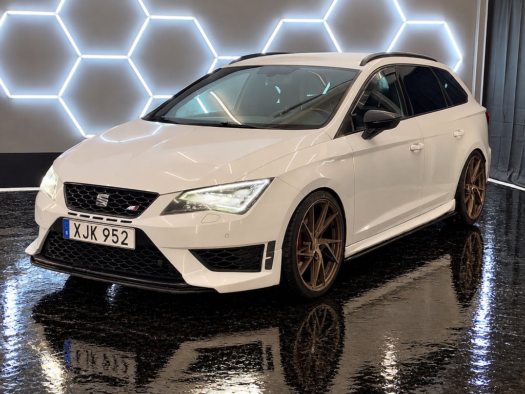 Seat Leon ST León Cupra ST 2.0 TSI Cupra / Maxton / Eibach / 360 hk