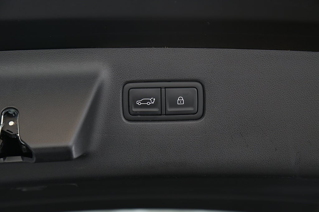 Hyundai Santa Fe 4WD Advanced Plug-in hybrid 7-sits fd. demo 2025