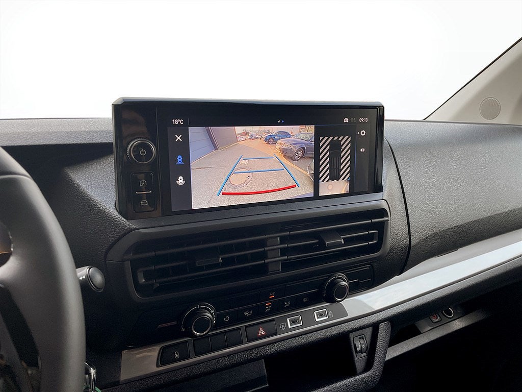 Bild på Opel Vivaro 180hk Automat L3