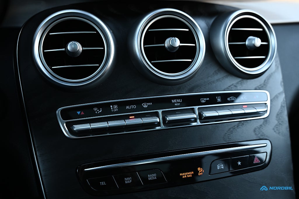 Mercedes-Benz GLC300 e