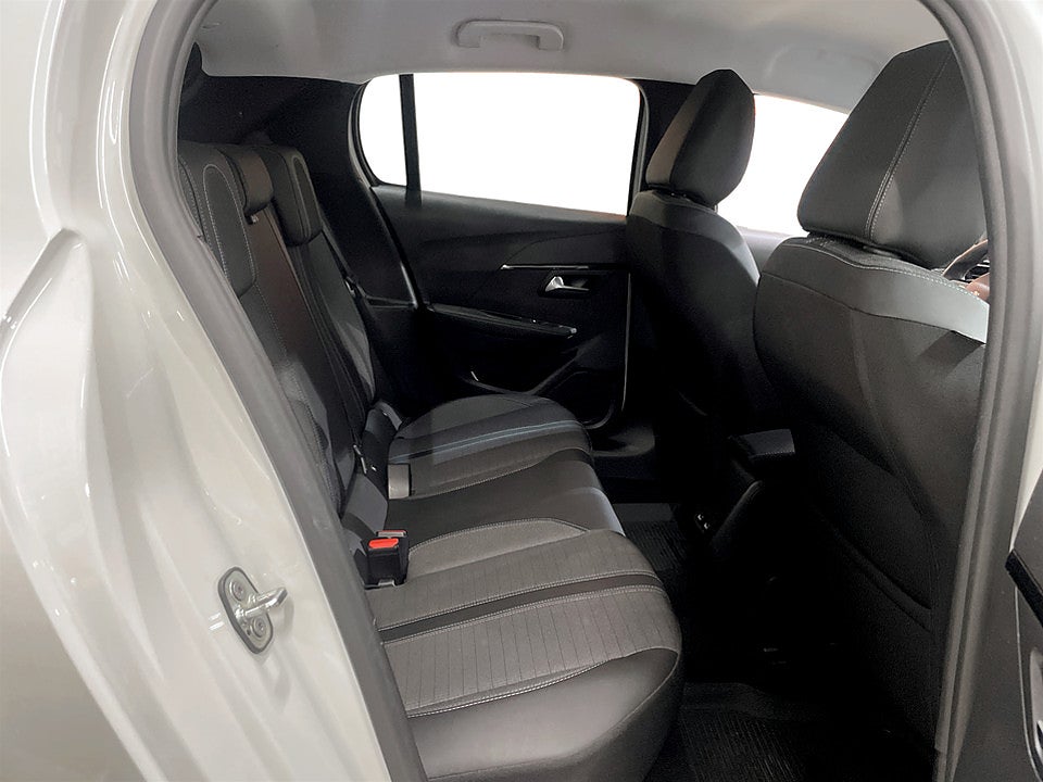 Bild på Peugeot 208 Allure Pack 1.2 PT 100hk Aut - B-KAMERA, FARTHÅLLARE