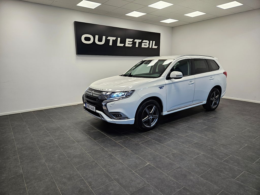 Mitsubishi Outlander PHEV 224hk CVT 4wd 4x4 Fleet Edition Drag Backkamera