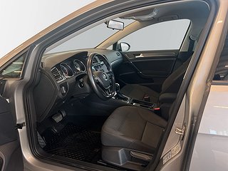 Volkswagen Golf 1.0 TSI S&V-hjul/Carplay/AdaptivF/M&K-värm