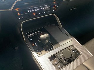 SUV Mazda CX-60 17 av 23