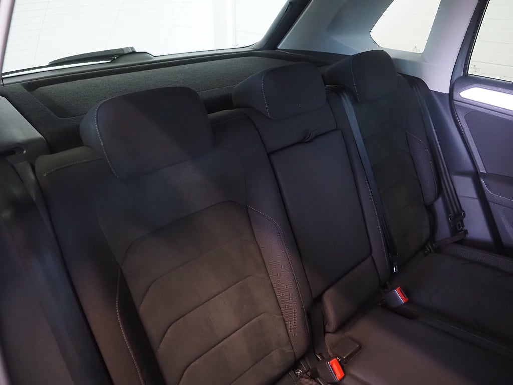 Volkswagen Tiguan 1.4 TSI 150hk DSG 4Motion Drag Kamera P-Värmare Carplay 2018