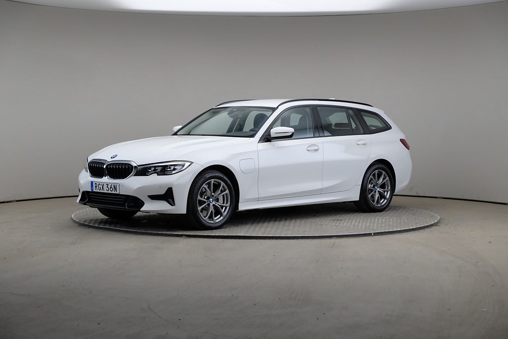 BMW 330e 3 xDrive 292hk Sport Line