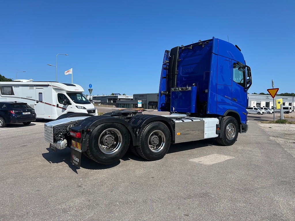 Volvo FH13 540 6x4 Dragbil Lyftbar Tandem Axel, Hydraulik, Fullutrust.