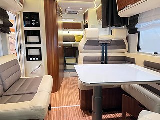 Husbil-halvintegrerad Adria MATRIX SUPREME M 687 SL 11 av 36