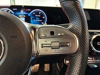 Mercedes-Benz CLA 200 Shooting Brake AMG Sport Cockpit Kamera