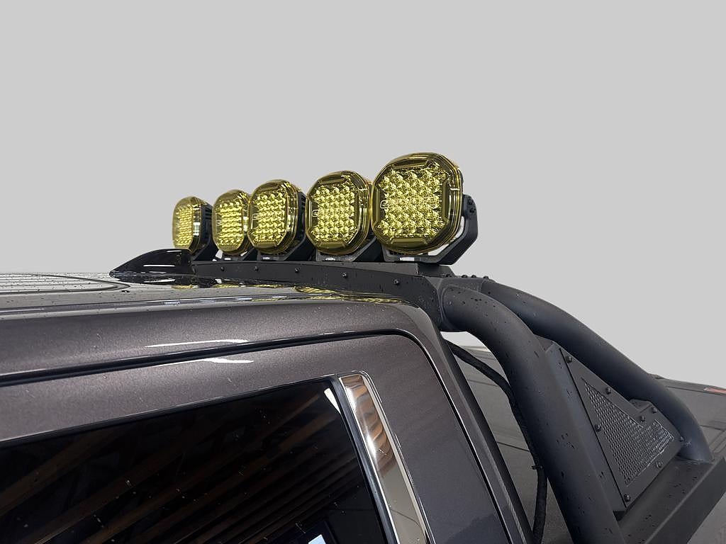 Toyota Tundra Tundra CrewMax 3.5 V6 443 hk Vhjul