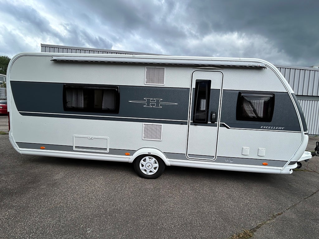 Hobby 560 WFU EXCELLENT    DUBBELSÄNG, U-SOFFA