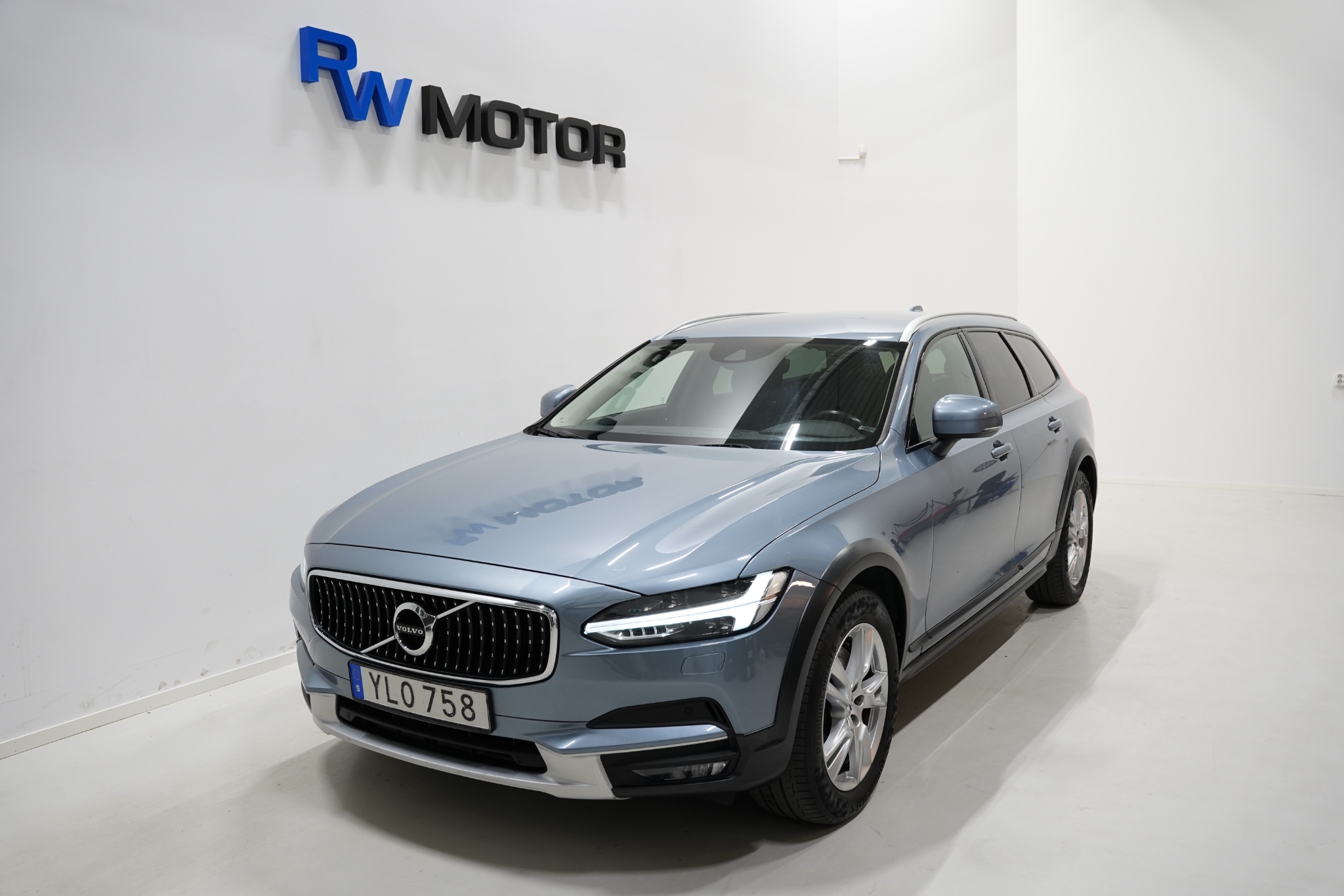 Volvo V90 Cross Country 2017, bild 2/49