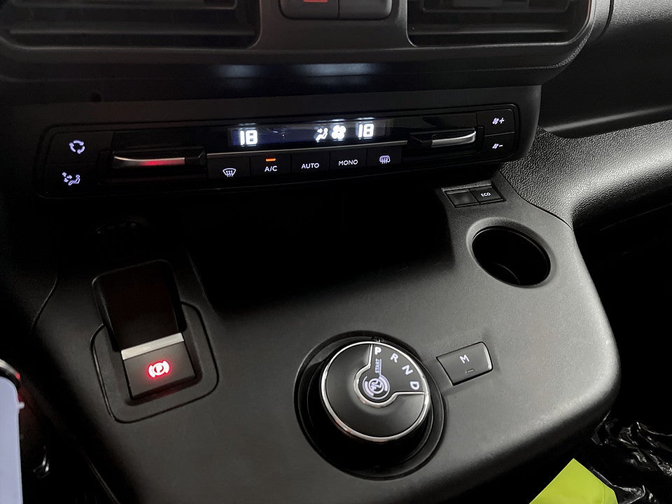 Bild på Citroën Berlingo Bus Premium 1.5 BHDi 130hk Aut L1 B-KAMERA DRAG
