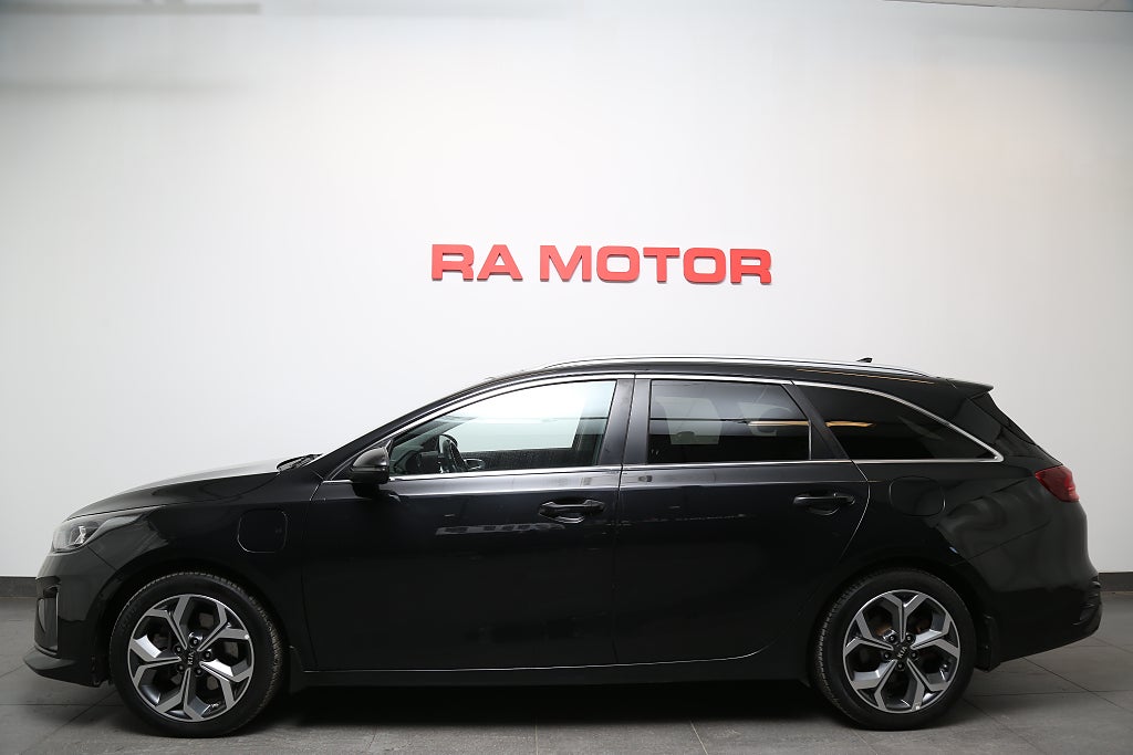 Kia Ceed Sportswagon Plug-in Plus 2 Panorama Skinn Drag Värmare