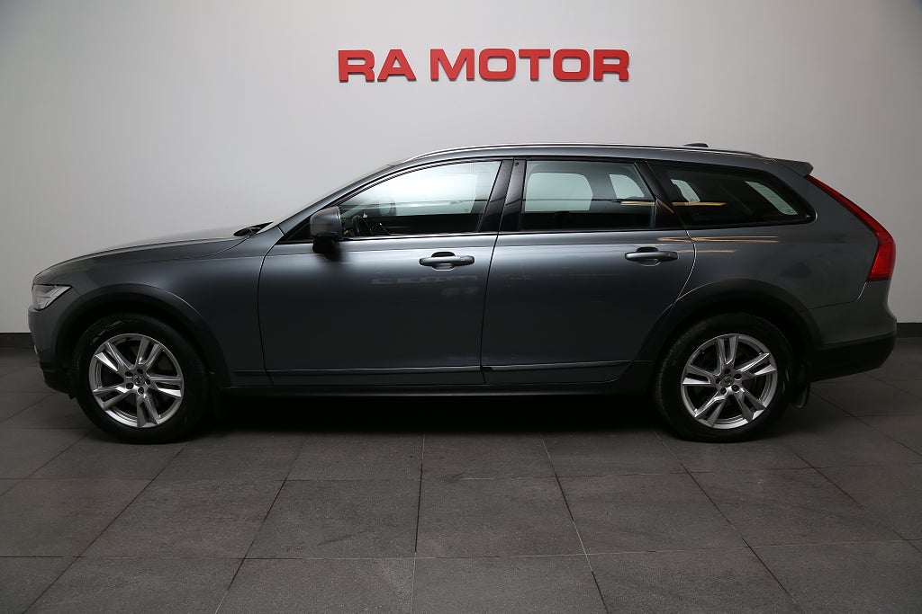 Volvo V90 Cross Country D5 AWD 235hk Adv Edition Aut Navi Kamera VOC D 2019