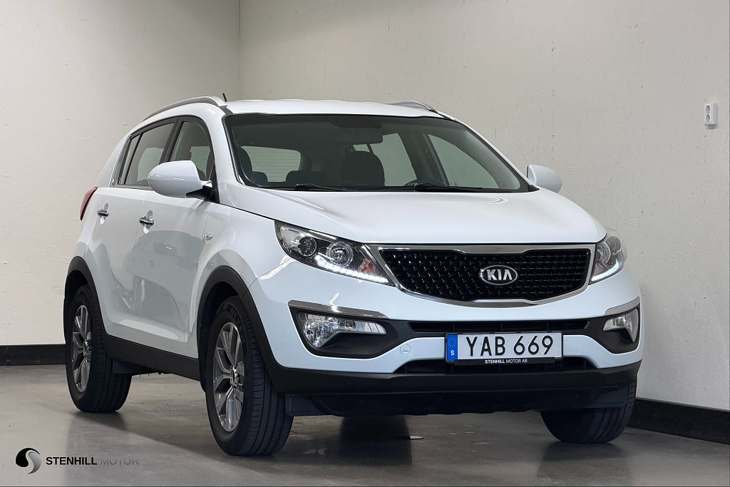 Kia Sportage 1.6 GDI 135hk Euro 6 Action Lågmil Rattvärme Fullserv