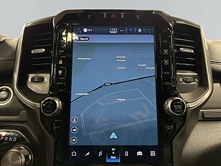 RAM 1500 Crew Cab 5.7 V8 4x4 Laramie Black Edition MOMSAD/VÄLUTRUSTAD