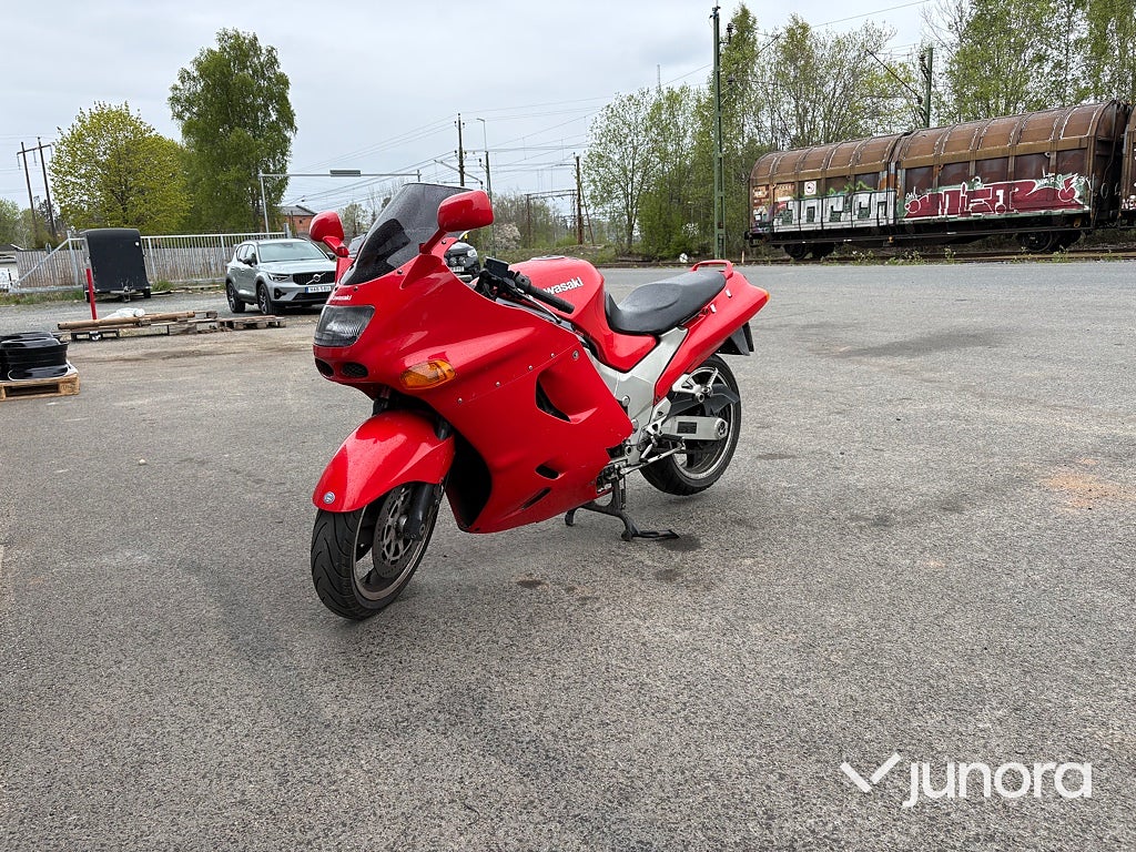 Kawasaki ZZR1100 