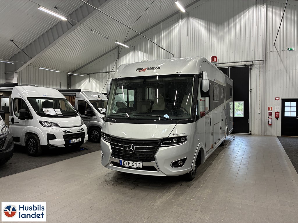 Frankia PLATIN I 8400 GD