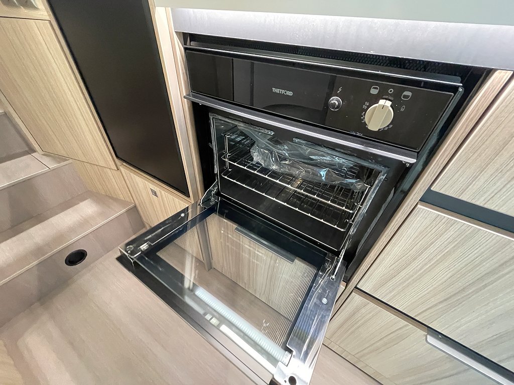 Adria Compact Supreme DL /B-körkort/Automat/Låg skatt/180hk/ - Adria