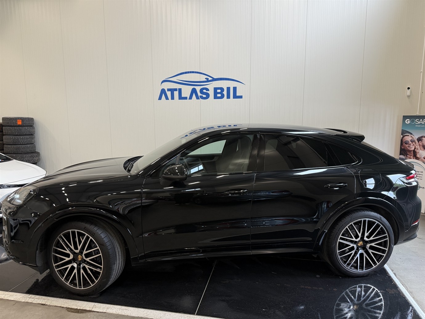 Porsche Cayenne E-Hybrid Coupé 470hk 2024, bild 2/56