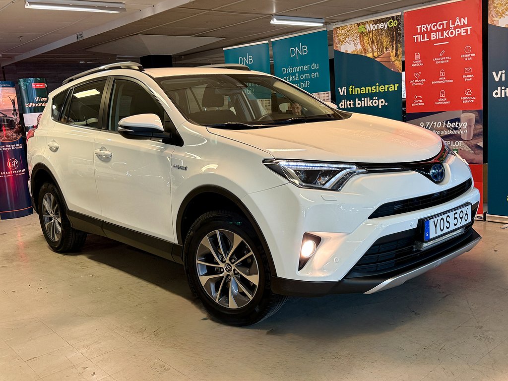 Toyota RAV4 Hybrid 2.5 (197hk)*AWD*1000kr/mån*Navi*B-kamera