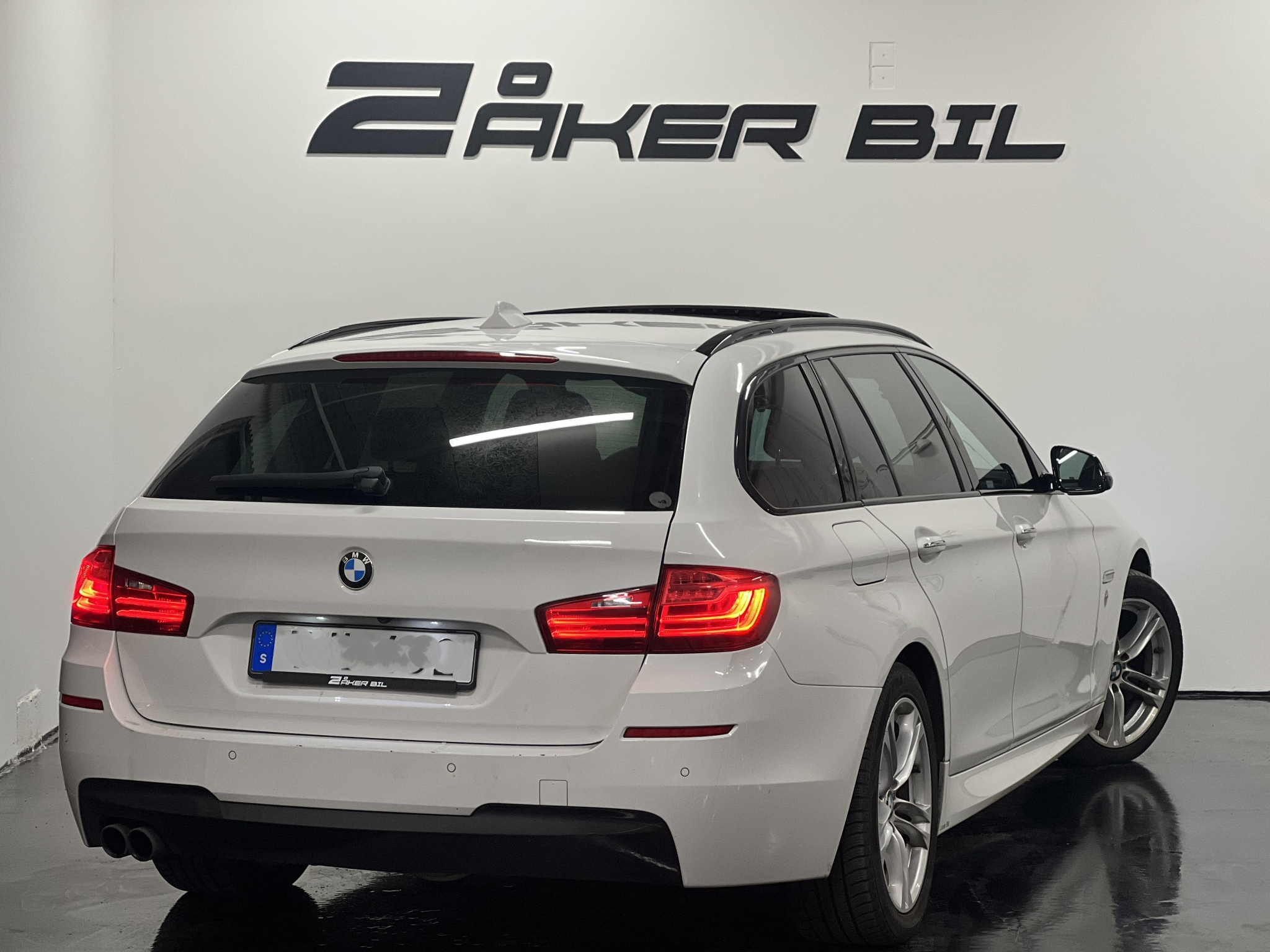 BMW 520 2017, photo 3/41