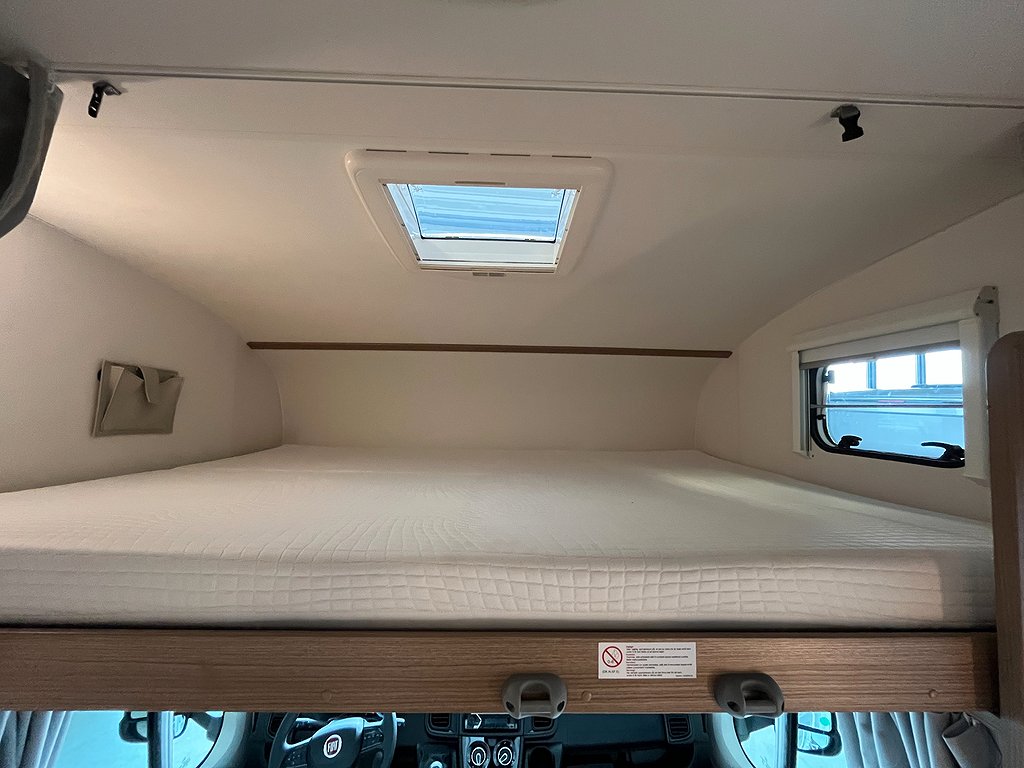 Carado A 464 B-kort / 6 bältade / 6 Sovplatser /4995kr/mån - Carado