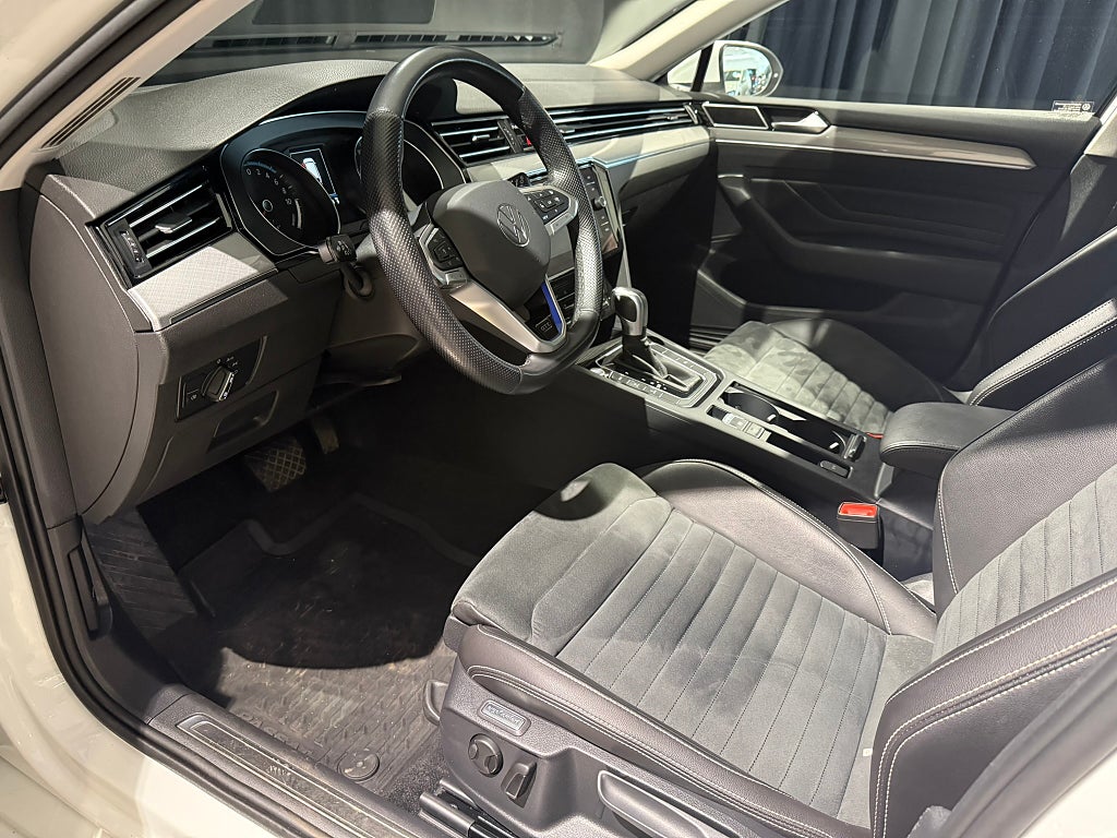Volkswagen Passat 2022 - miniatyr 12