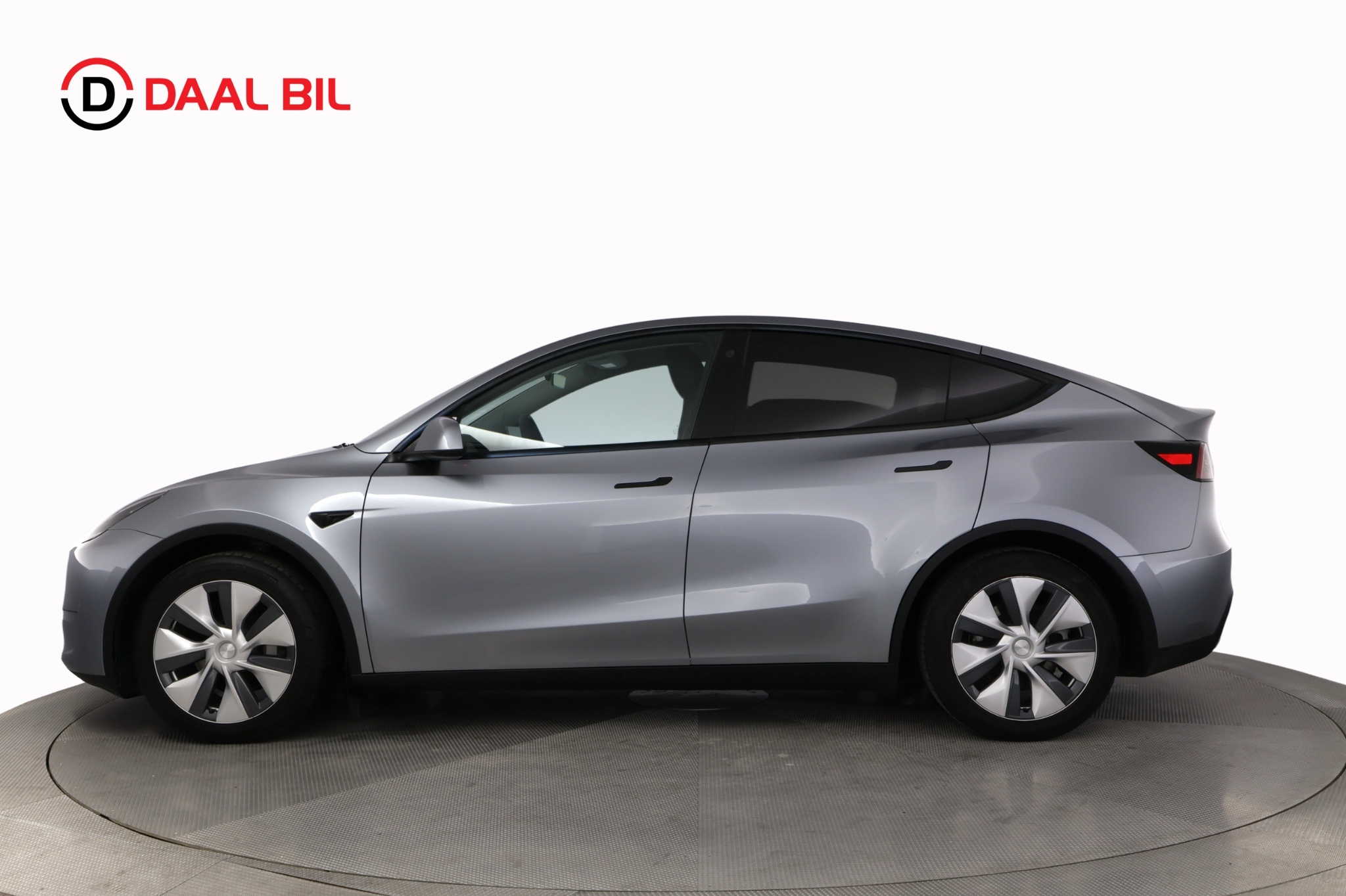Tesla Model Y 2024, bild 9/10