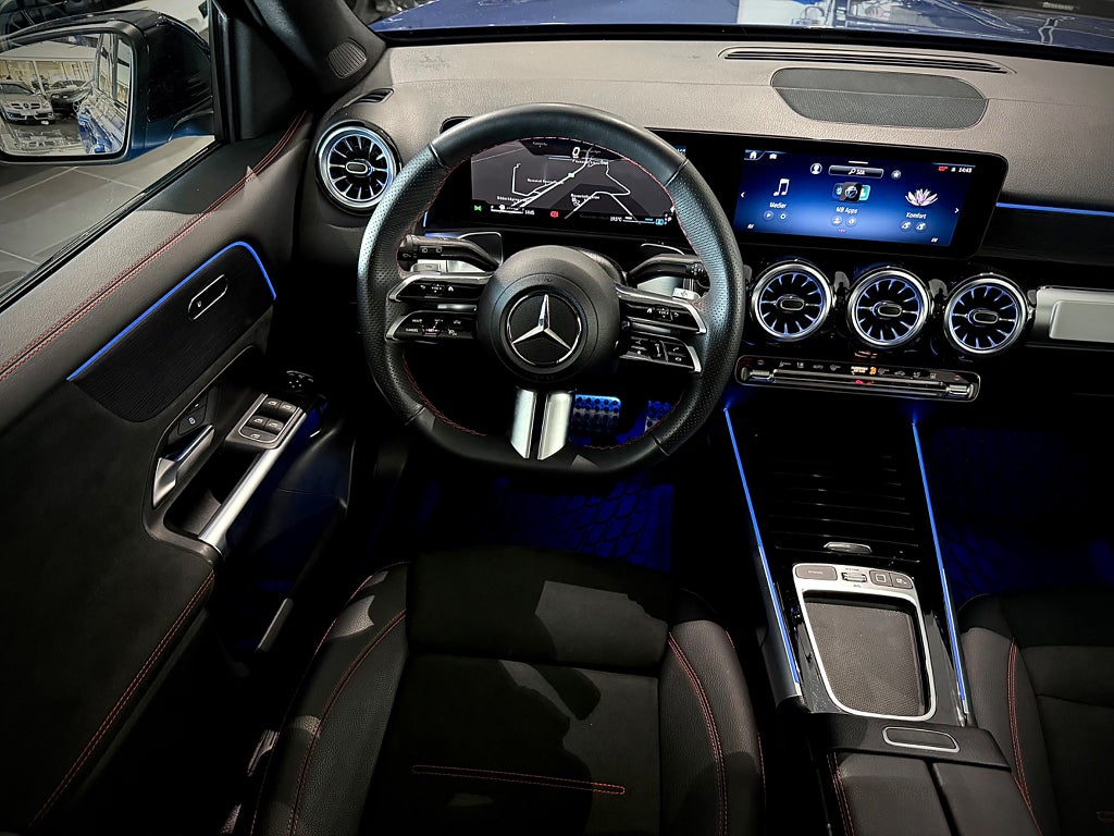 Mercedes-Benz GLB 200 AMG Premium 7 sits Värmare Glastak Drag - bild 5