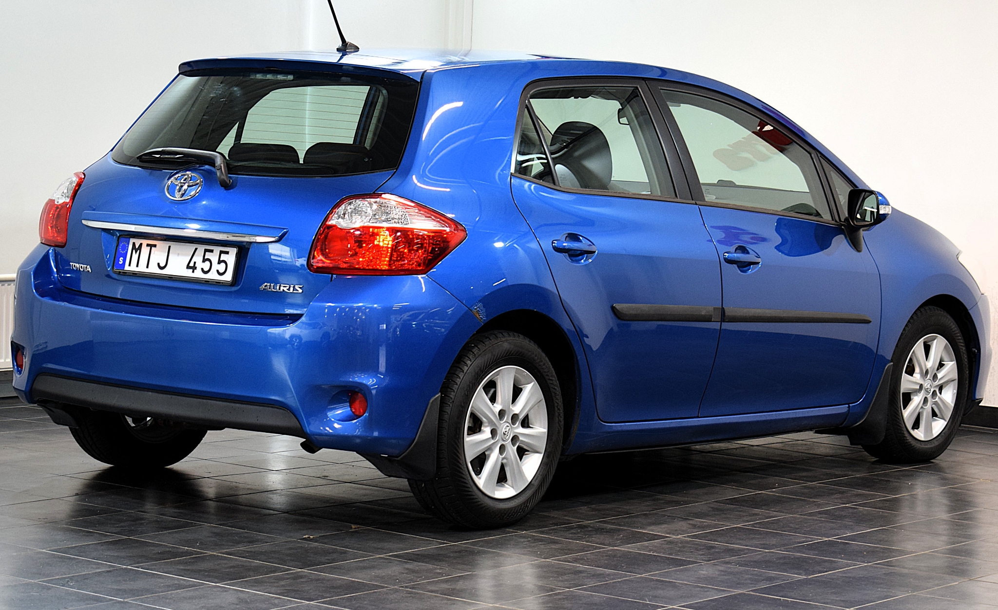 Toyota Auris 2012, bild 6/10