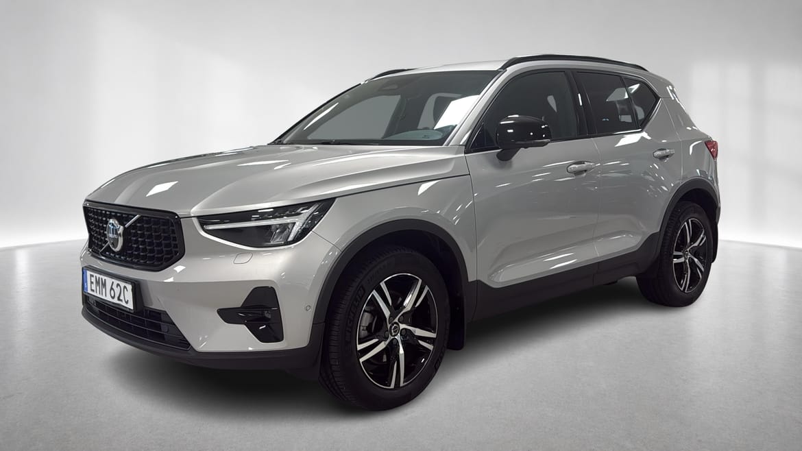 Volvo XC40 B3 Plus Dark 2025, bild 3/10