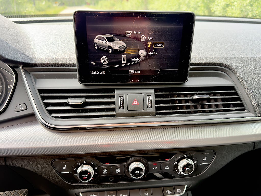 Audi Q5 40 TDI quattro S Tronic Proline|Drag|Värmare|CarPlay
