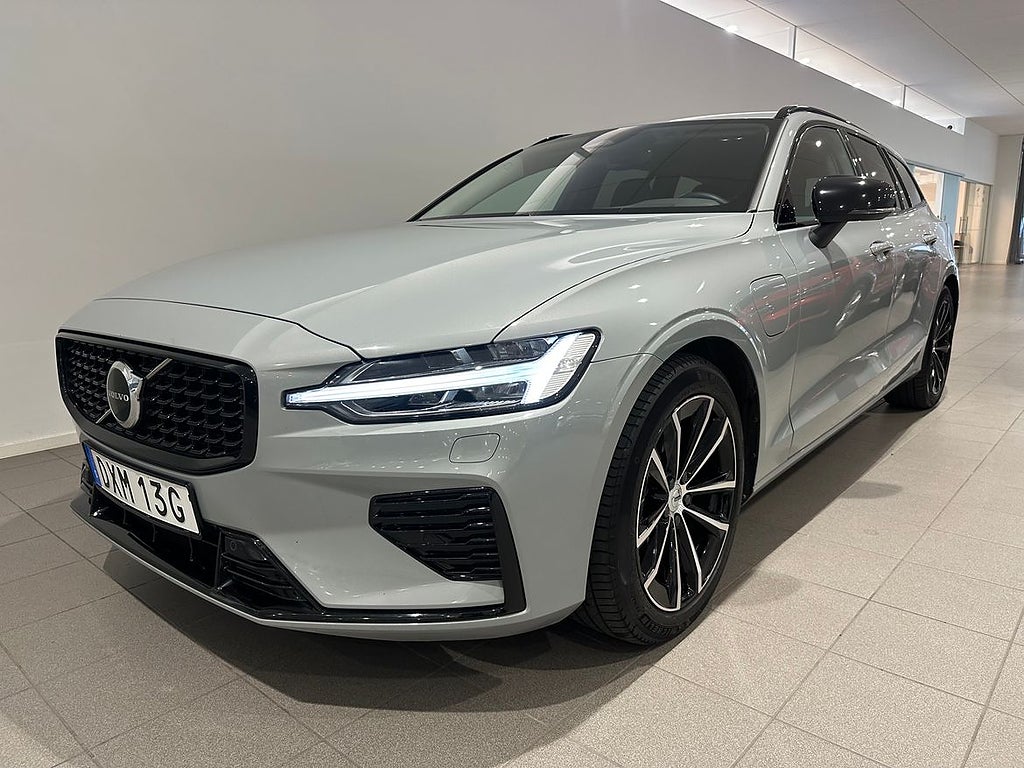 Volvo V60 T6 Plus Dark Nordic Edition / Backkamera / Navi...