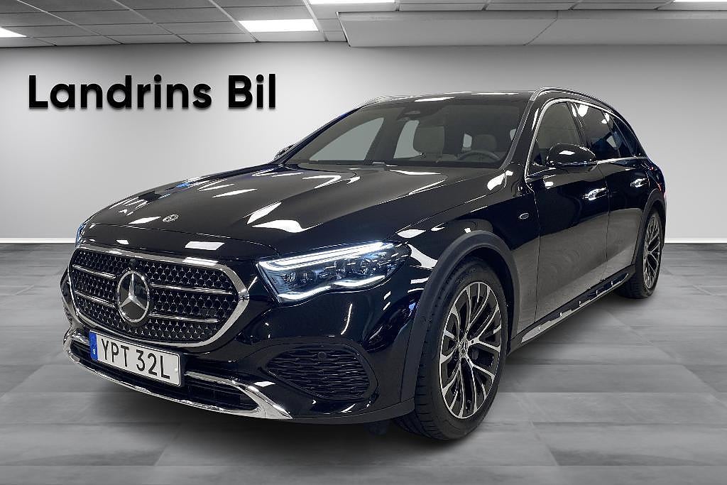 Mercedes-Benz E 300 d e 4MATIC All-Terrain Premium Pano Läder MOMS