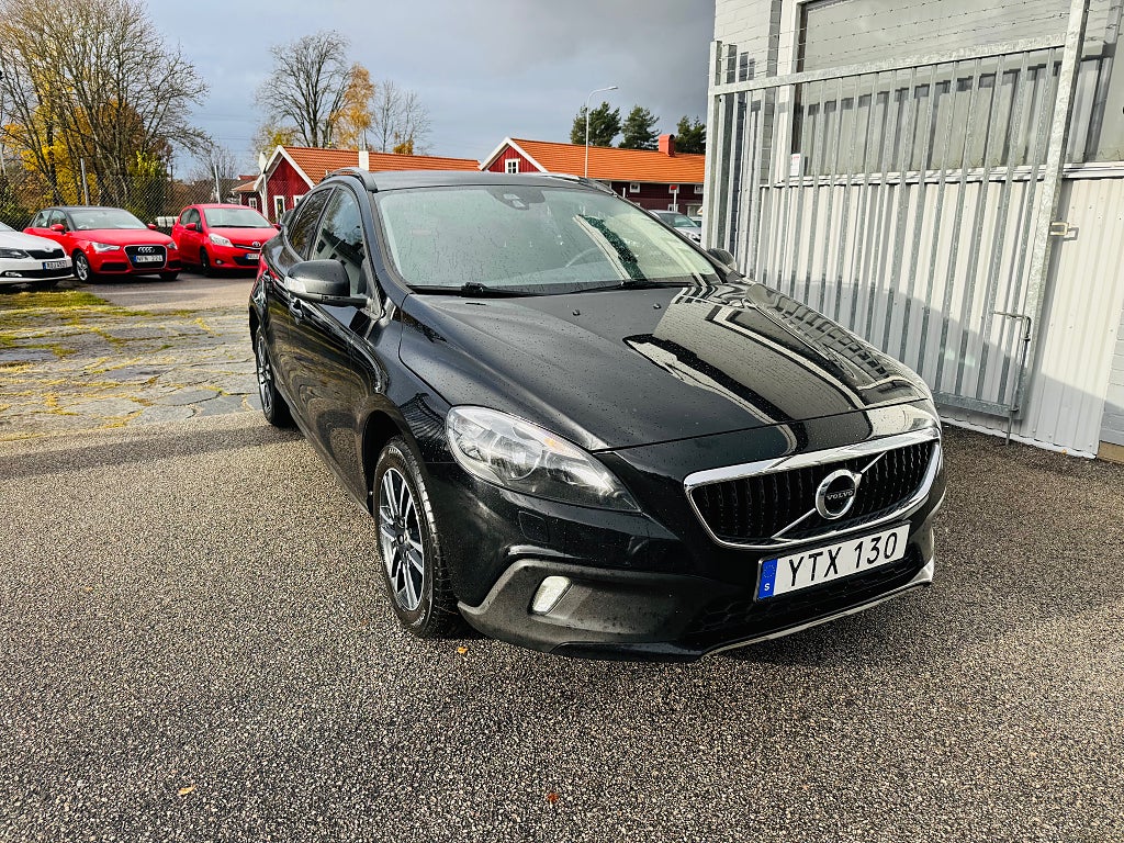 Volvo V40 Cross Country D2 115HK BUSINESS / DRAG / VÄRMARE 