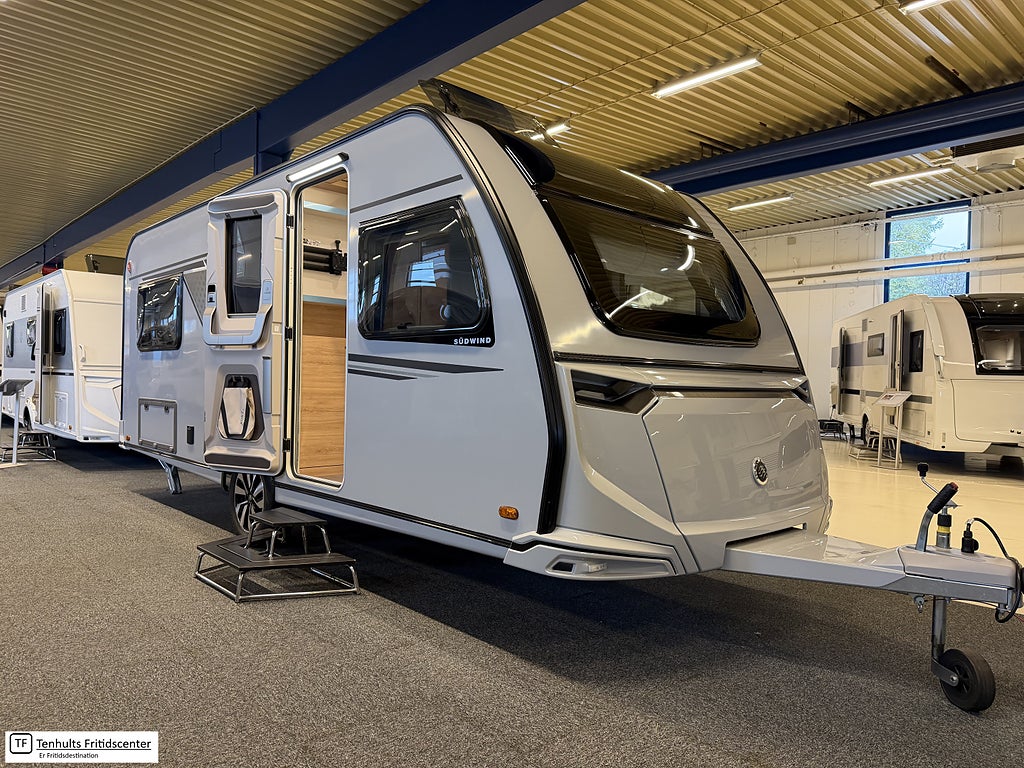 Knaus SÜDWIND BLACK SELECTION 540 UE