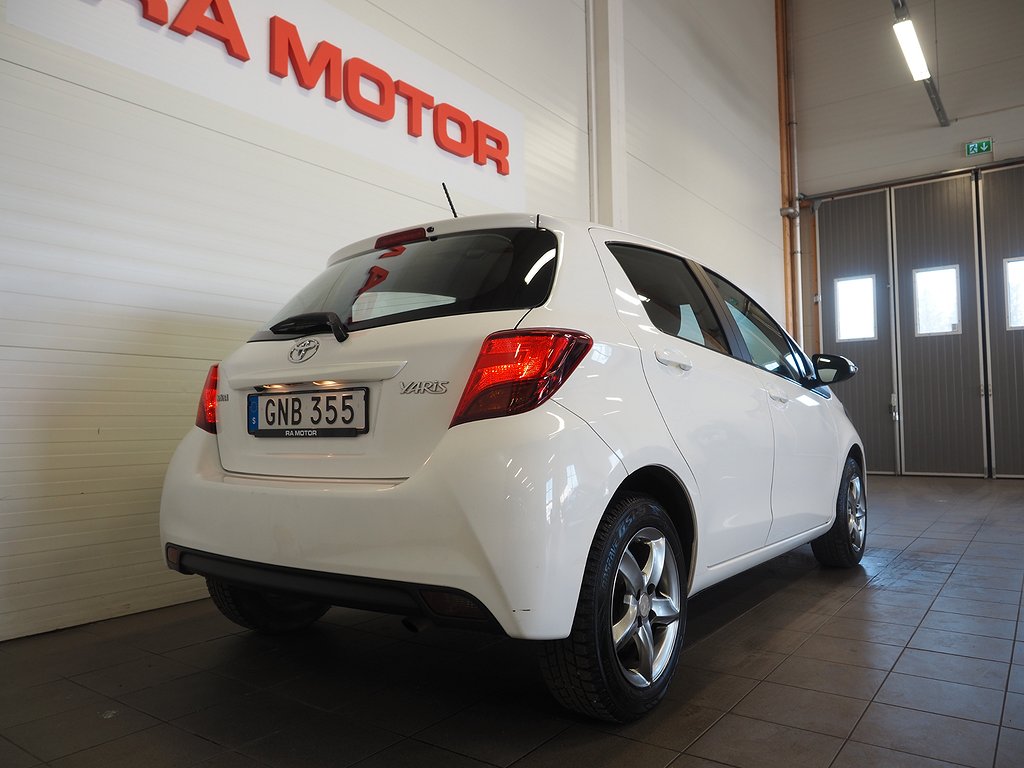 Toyota Yaris 1.33 Dual VVT-i Active | Backkamera | 2015