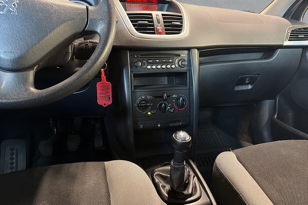 Peugeot 207 5-dörrar 1.4 Levereras Nybesiktigad