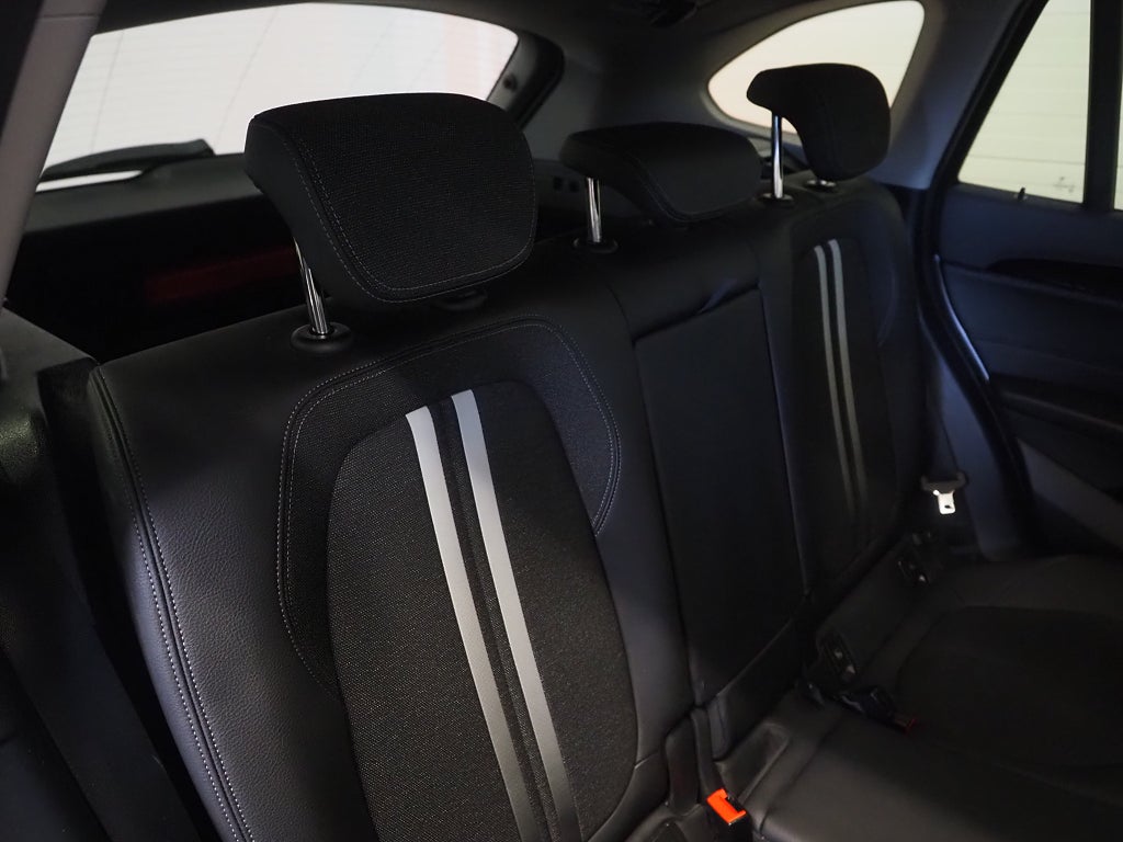 BMW X1 xDrive20d 190hk Aut Sport line Drag Navi B-Kam HuD HiFi 2020