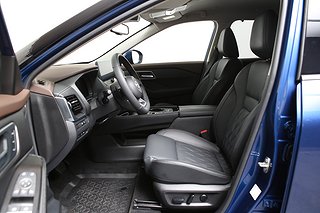 SUV Nissan X-Trail 9 av 27