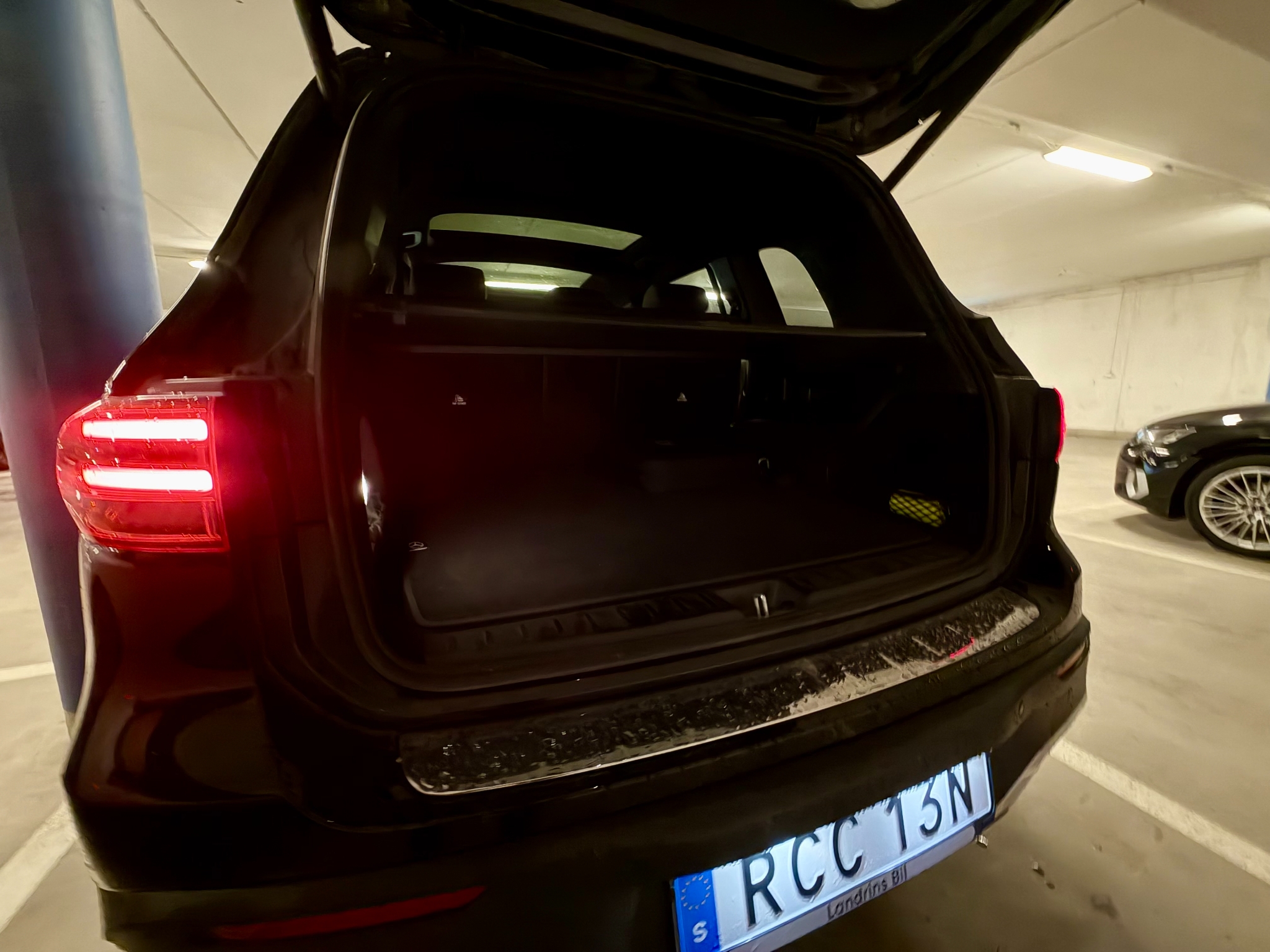 Mercedes-Benz EQB 250+ AMG Line Advanced 2026, bild 5/10