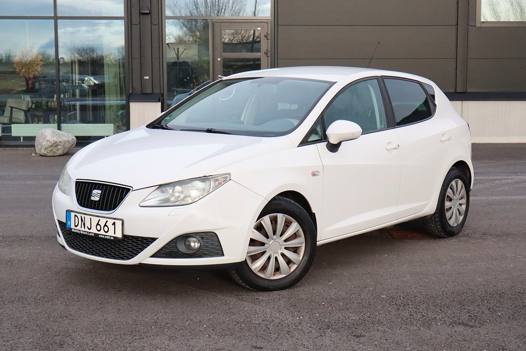 Seat Ibiza 5-dörrar 1.4 / Nyservad / Nya bromsar runt om