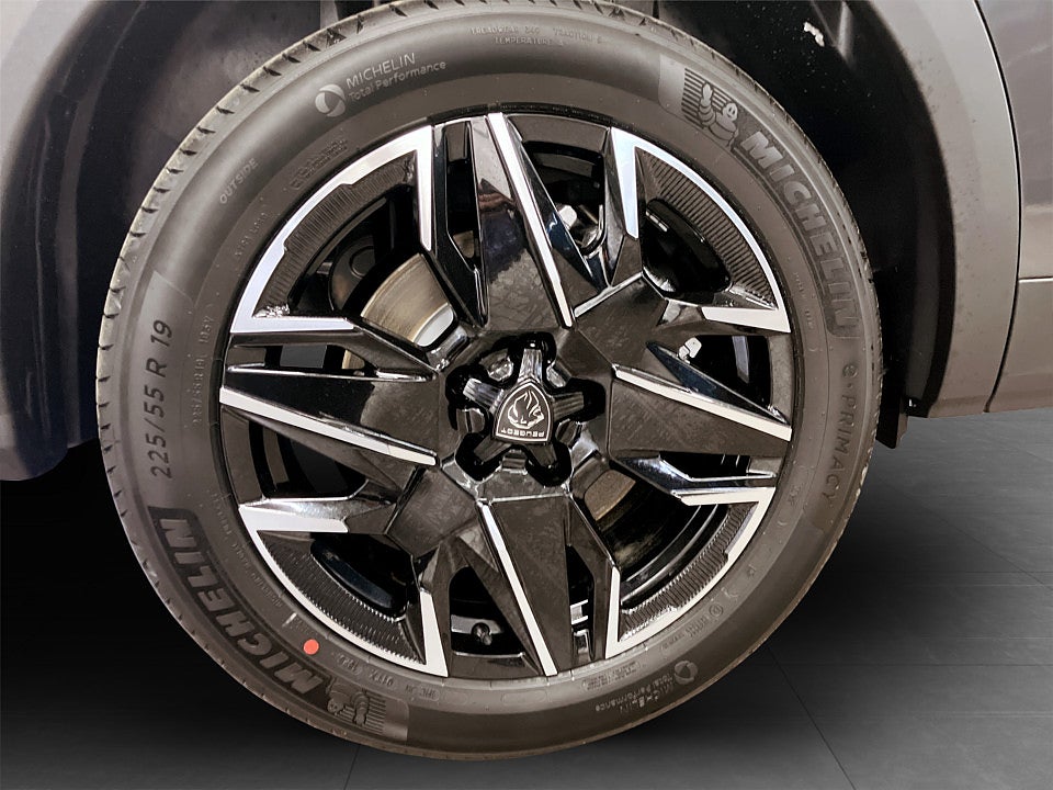 Bild på Peugeot 5008 GT Hybrid Aut - HYRBIL