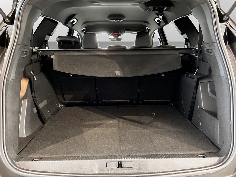 Bild på Peugeot 5008 GT 1.2 PT 130hk Aut 7-SITS B-KAMERA CARPLAY
